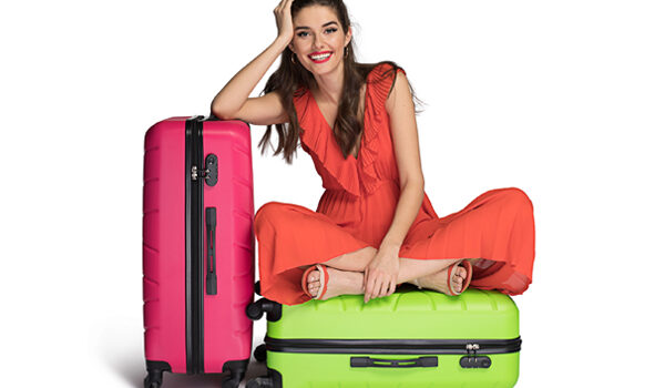 Wie kann man seinen Koffer am Flughafen schnell wiedererkennen? Praktische Tipps zum Reisen!